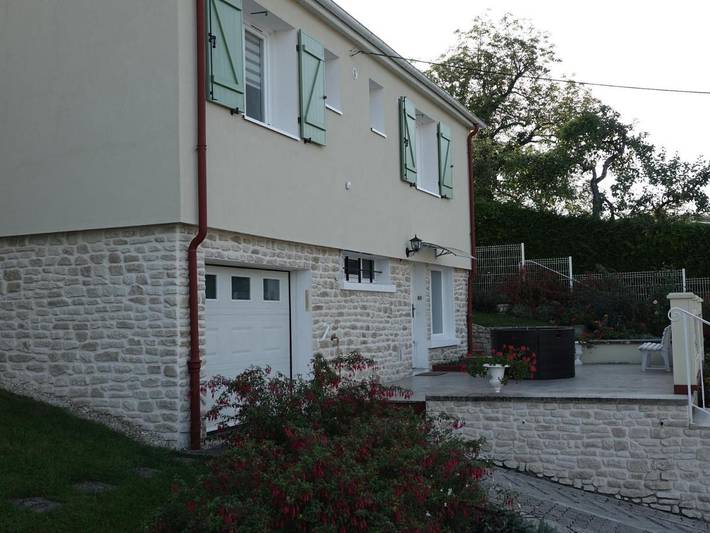 Location de vacances pour 6 personnes, avec jardin et vue à Bar-sur-Aube - 4