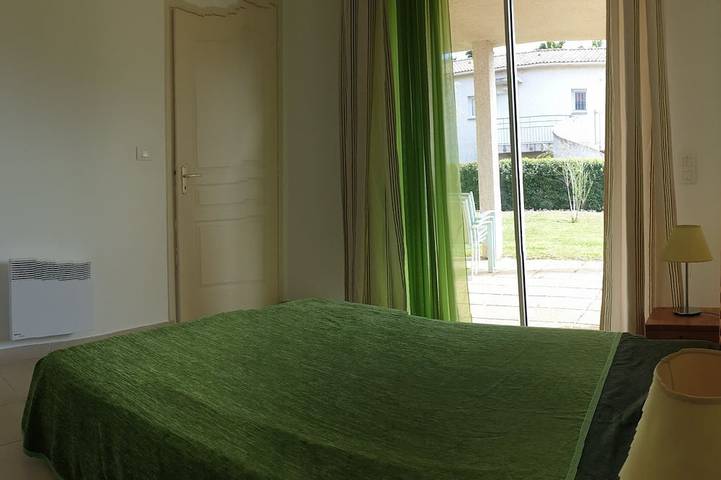 Gîte pour 6 personnes, avec terrasse ainsi que piscine et jardin, animaux acceptés à Poggio-Mezzana - 3