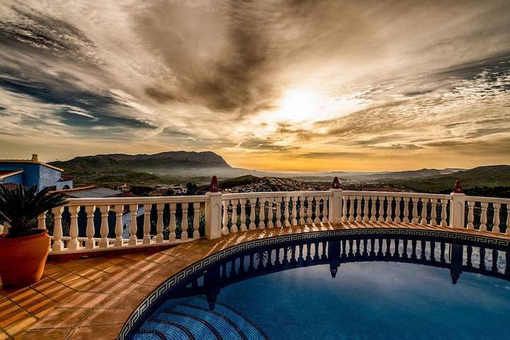Ferienhaus für 4 Personen, mit Pool