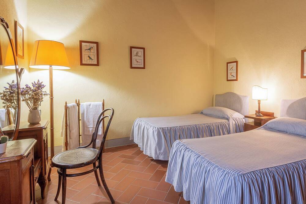 Accogliente Appartamento Con Piscina, Immerso Nel Verde in Pietrapiana, Reggello