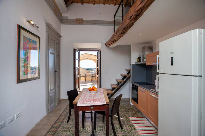 Ganze Wohnung, Ferienwohnung "Hora Est" mit Meerblick, Terrasse, Wlan und privatem Parkplatz in Orosei, Golf von Orosei