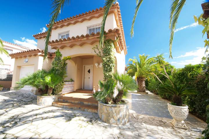 Chalet para 7 personas, con jardín y terraza en Delta del Ebro - 2