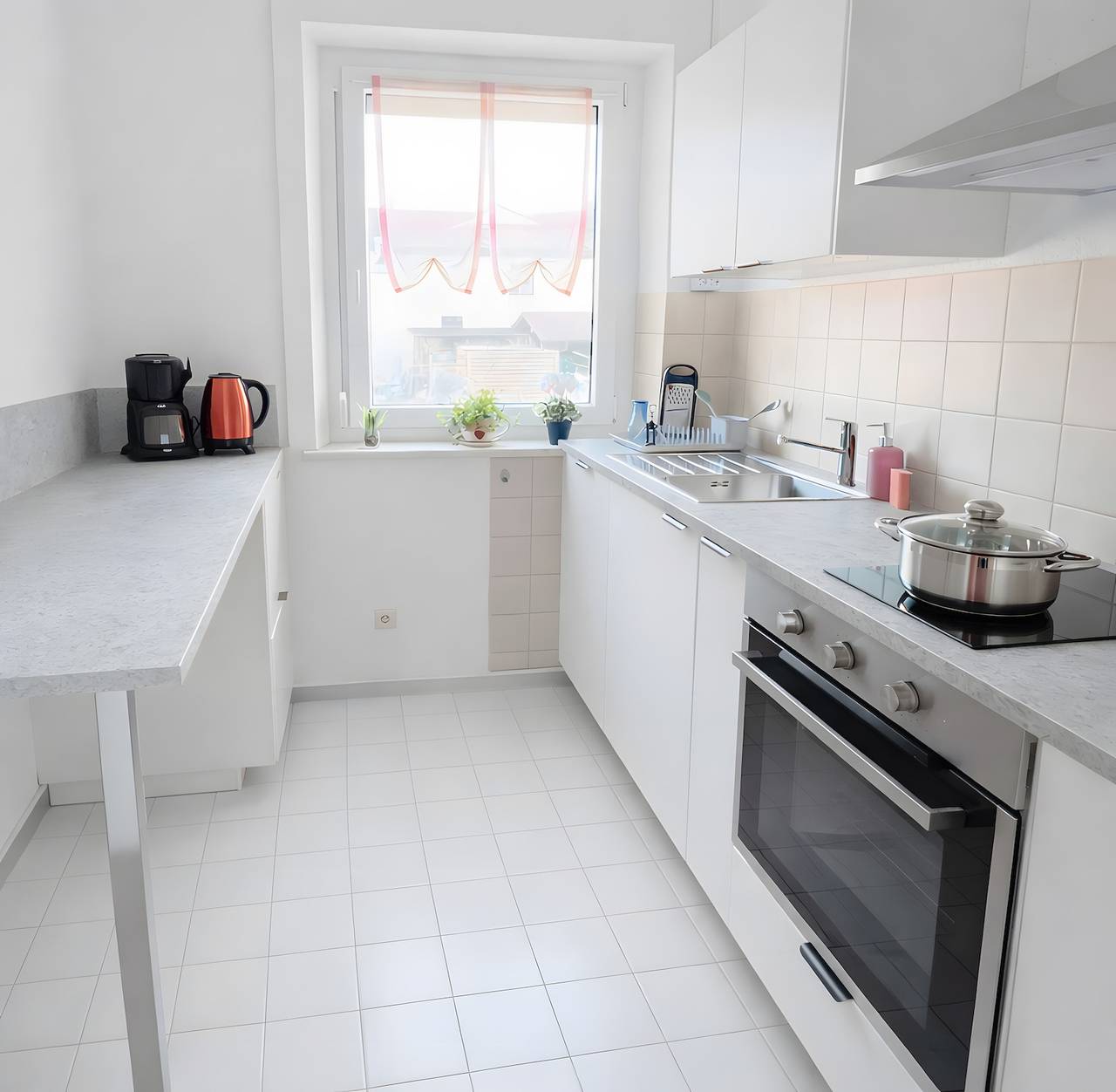 Ganze Wohnung, Ferienwohnung 'Dream Home' mit Balkon und Wlan in Friedrichshafen, Region Bodensee-Oberschwaben
