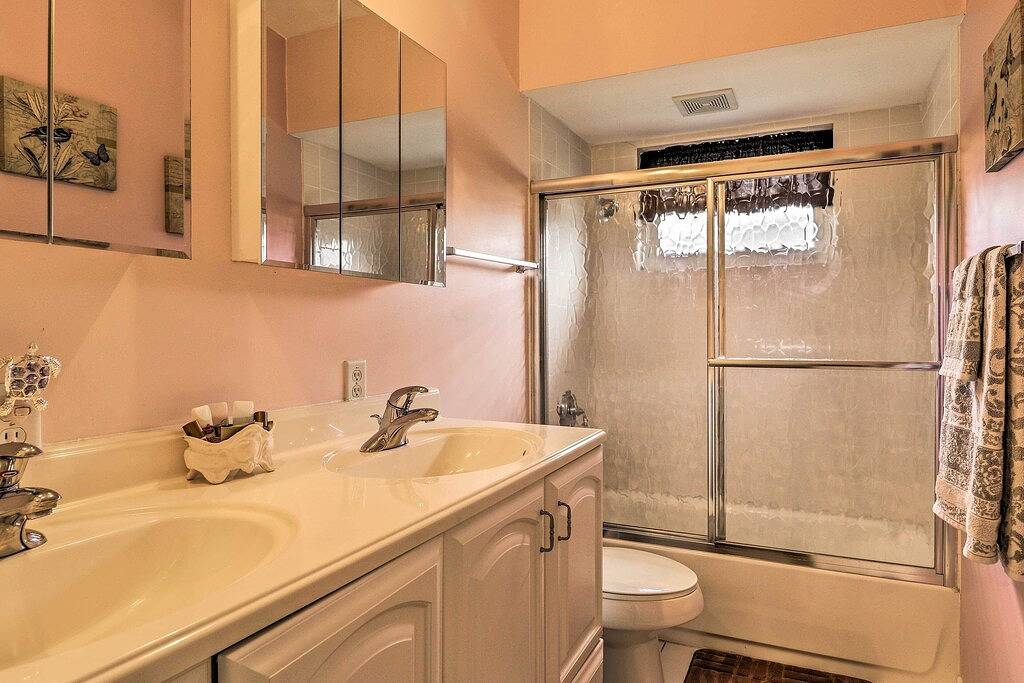 Flussufer Port St. Lucie House w / Pool & Dock! in Port St. Lucie, St. Lucie County