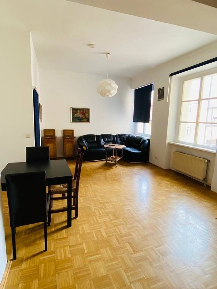 Apartamento vacacional entero, Wohnung im Zentrum, innenhofseitig in Graz, Steirerland