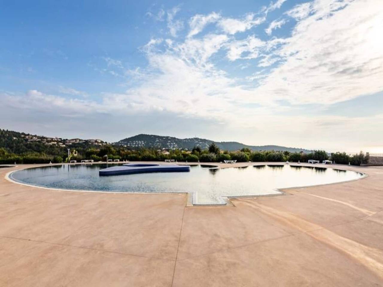 Appartement entier, Maison à Saint-Tropez avec Vue sur Mer in Roquebrune-sur-Argens, Côte méditerranéenne (France)