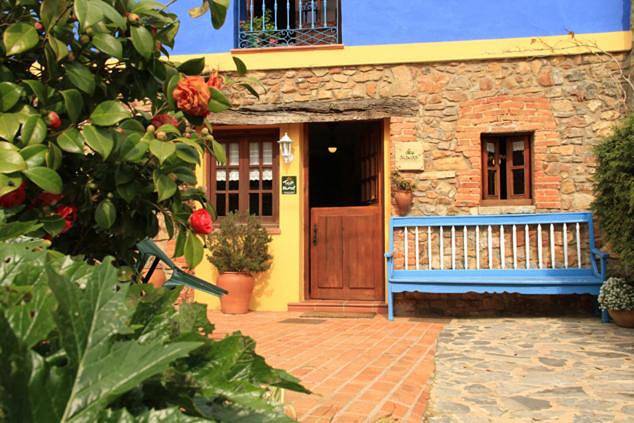 Casas Rurales Pradina I y Ii in Cardo (Gozón), Gozón