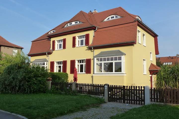 Ferienwohnung für 5 Personen, mit Terrasse und Garten in Cotta