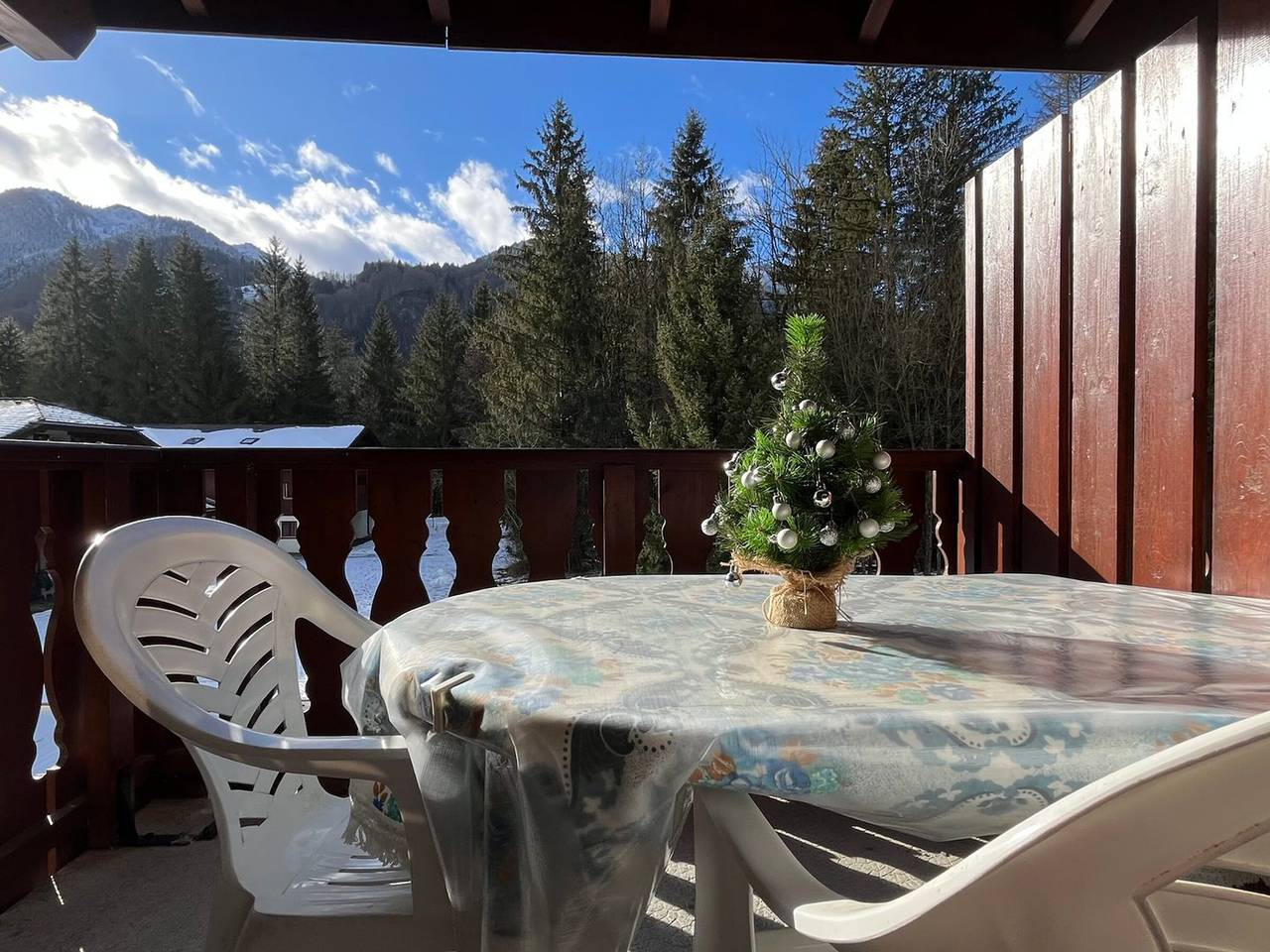 Appartement entier, Appartement mansardé 2 pièces avec piscine et wifi in Samoëns, Région de Bonneville