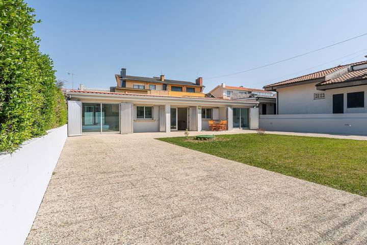 Casa de férias para 4 pessoas, com Terraço e Jardim no Região Norte