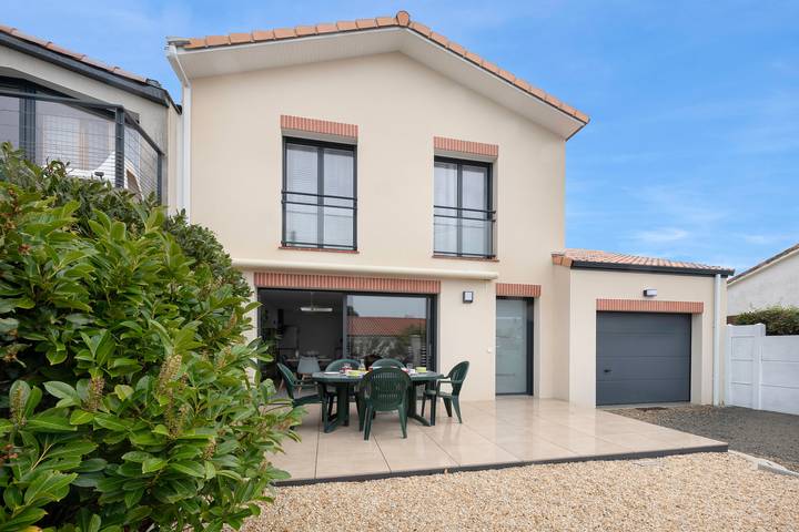 Location de vacances pour 5 personnes, avec terrasse et jardin à Pornic - 2