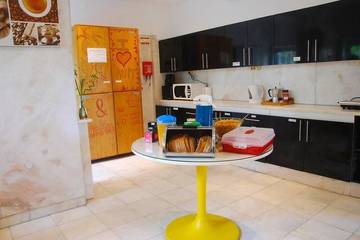 Bnb für 24 Personen in Carcavelos, Costa Azul, Bild 1