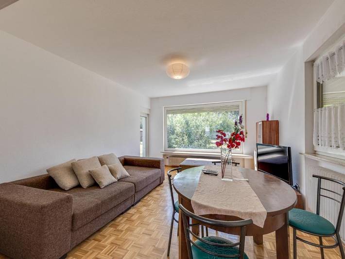Ferienwohnung für 5 Personen, mit Garten in Fuldabrück