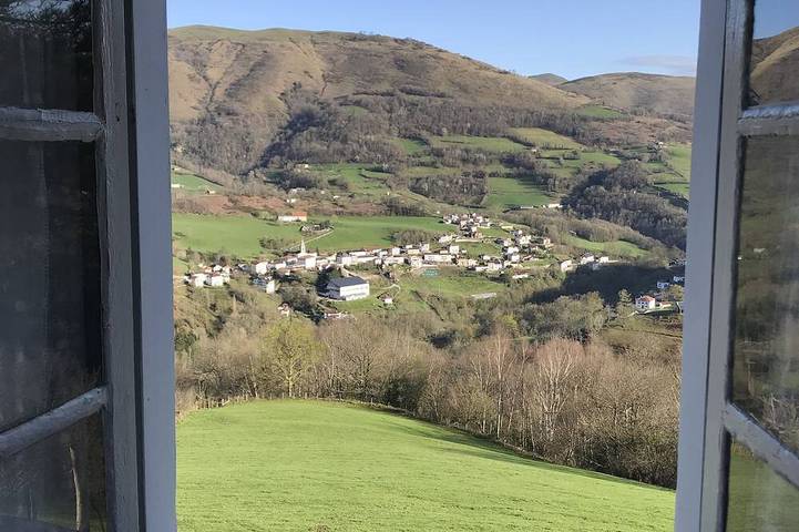 Location de vacances pour 5 personnes, avec Terrasse et Jardin à Arnéguy
