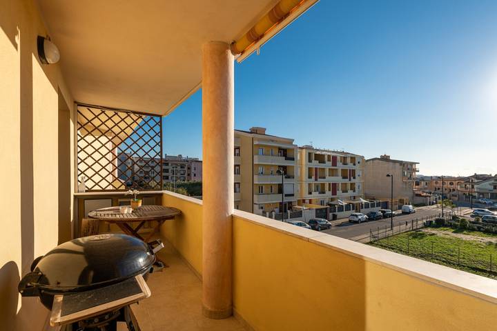 Hel lejlighed, Apartement 'Casa Dudú' with Balcony, A/C & Wi-Fi in Quartucciu, Campidano