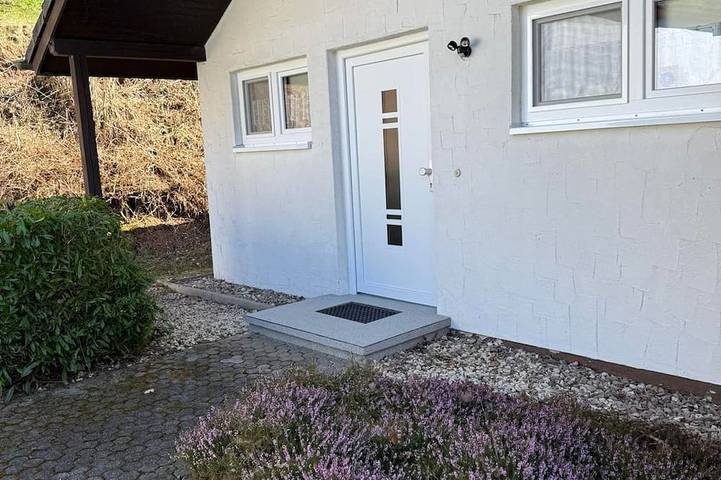Ferienwohnung für 5 Personen, mit Terrasse und Garten - 1