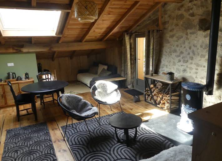 Location de vacances pour 2 personnes, avec jardin et piscine à Lamastre - 3