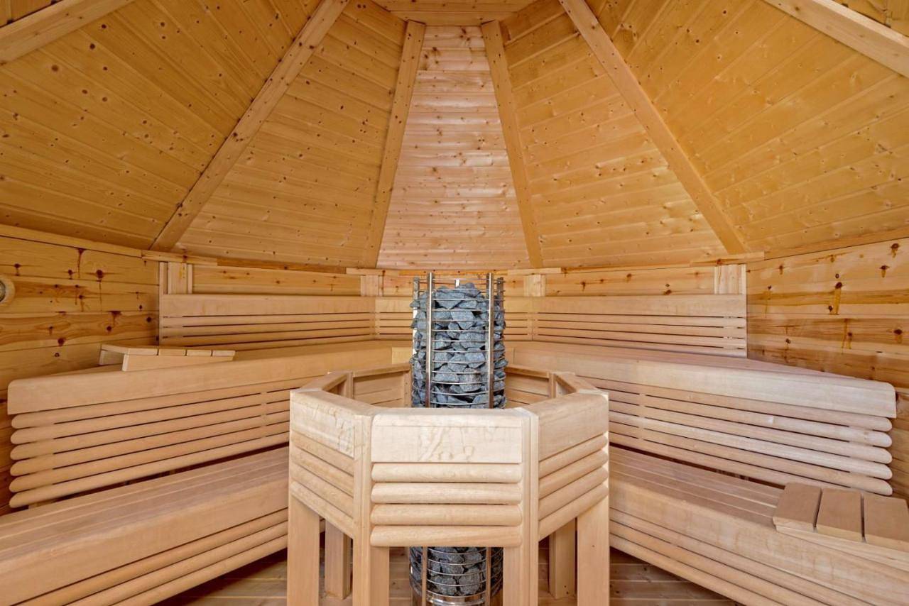Landhaus Seewald: Große Sauna, Garten | See 5 Min. | 20 Personen in Seewald, Nordschwarzwald