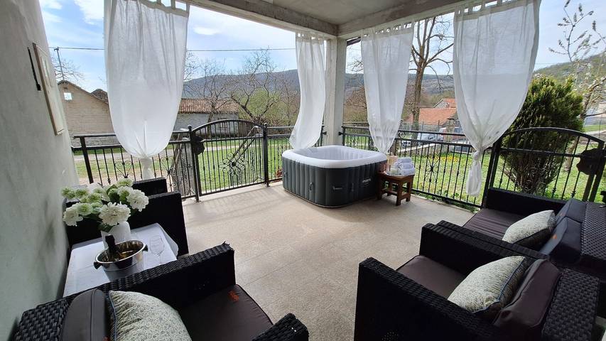 Ferienhaus für 8 Personen, mit Balkon/Terrasse, mit Haustier