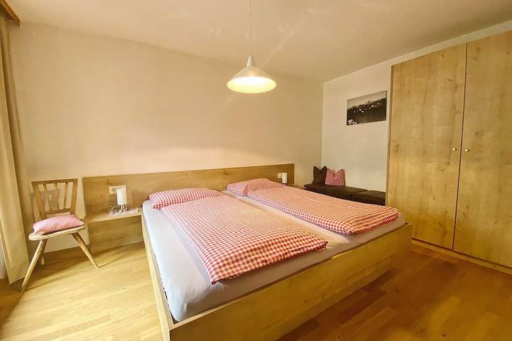 Appartement de vacances pour 5 personnes, avec jardin