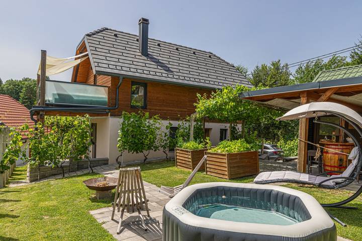 Villa für 4 Personen, mit Sauna und Terrasse, kinderfreundlich in Slowenien