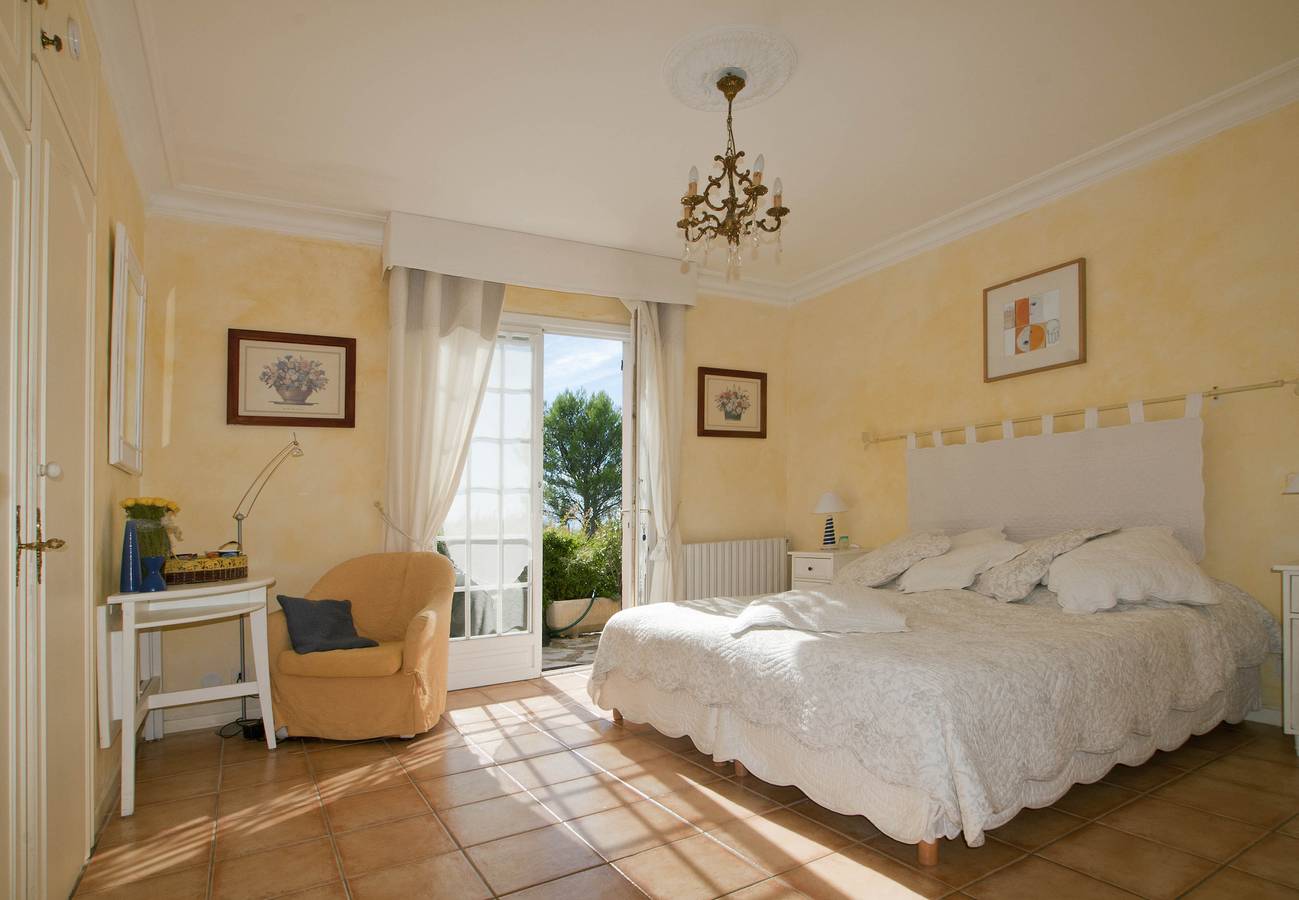 Gîte pour 4 personnes avec sauna in Flayosc, Région de Draguignan