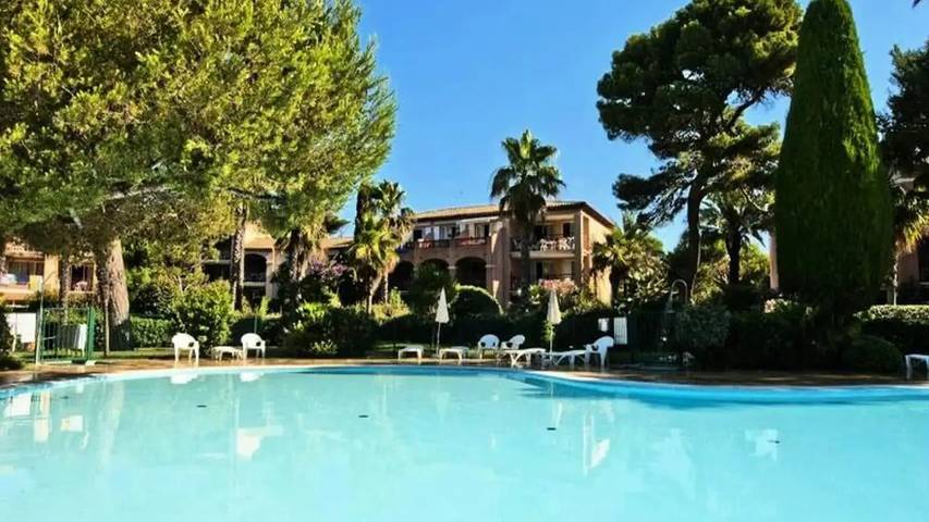 Gîte pour 5 personnes, avec Jardin dans Plage La Badine - 2