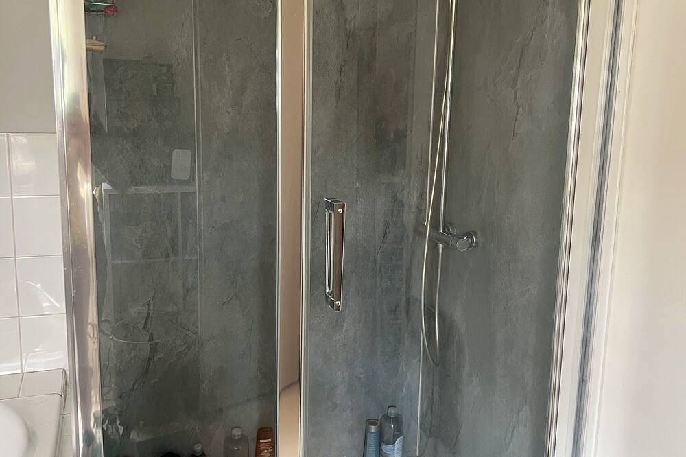 Spacious house near downtown in Remiremont, Región de Épinal