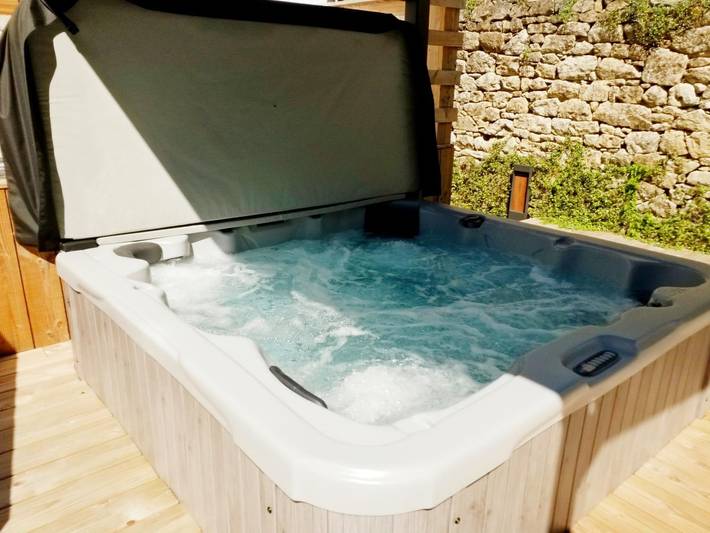 Gîte pour 6 personnes, avec jacuzzi ainsi que jardin et terrasse à Saint-Barthélemy (France) - 2