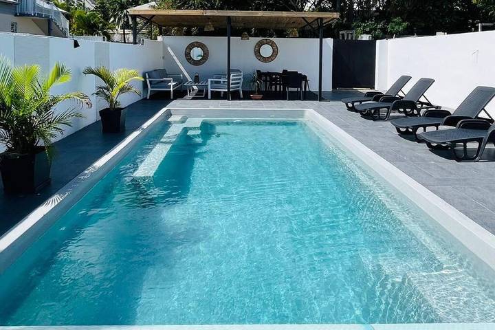 Gîte pour 2 personnes, avec jardin et piscine à Manapy les Bains - 2