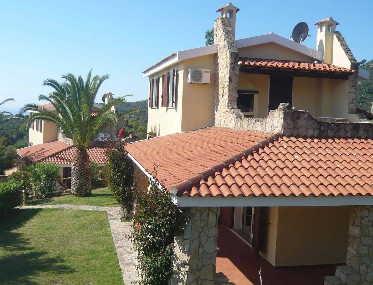 Villa Casanova 2 (8 Adults) in Santa Margherita di Pula, Pula e dintorni