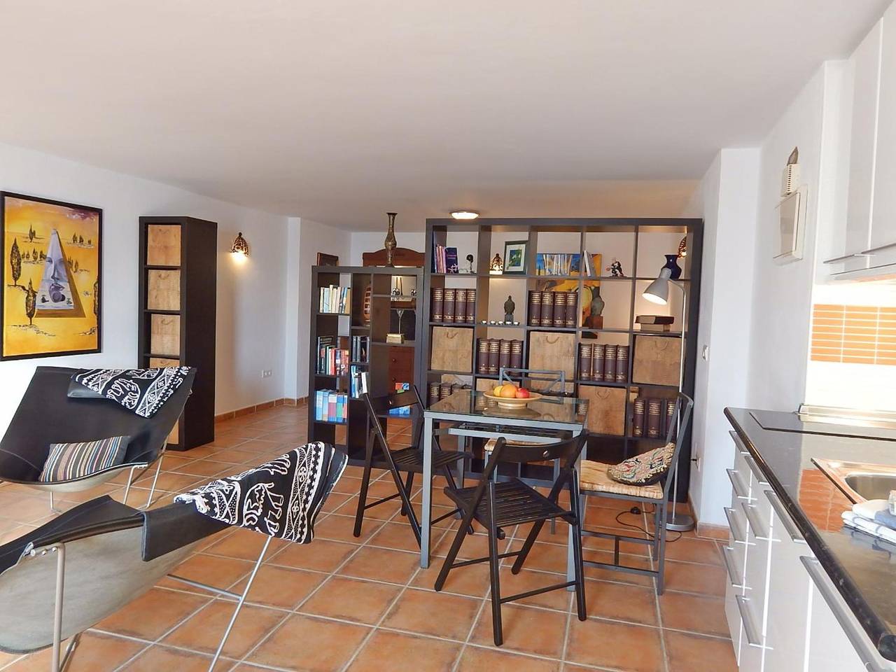 Apartamento entero, Studio Litoral Apartment with Sea Views, Wi-Fi and Air Conditioning in Playa de Burriana, Nerja