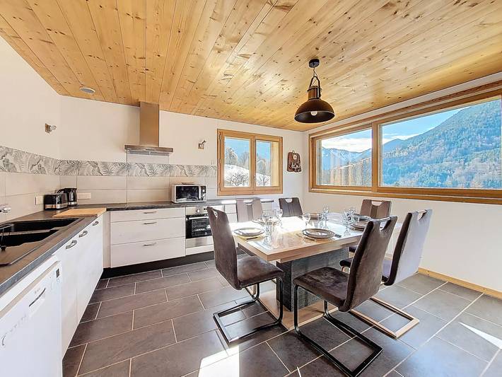 Gîte pour 6 personnes, avec vue et jardin, animaux acceptés à Le Biot