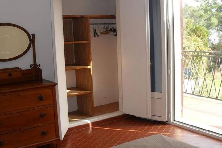 Gîte pour 8 personnes, avec jardin ainsi que vue et terrasse, animaux acceptés à Aléria - 3