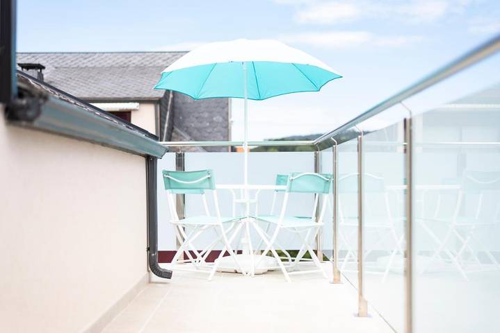 Apartamento para 6 personas, con terraza y jacuzzi en Ares
