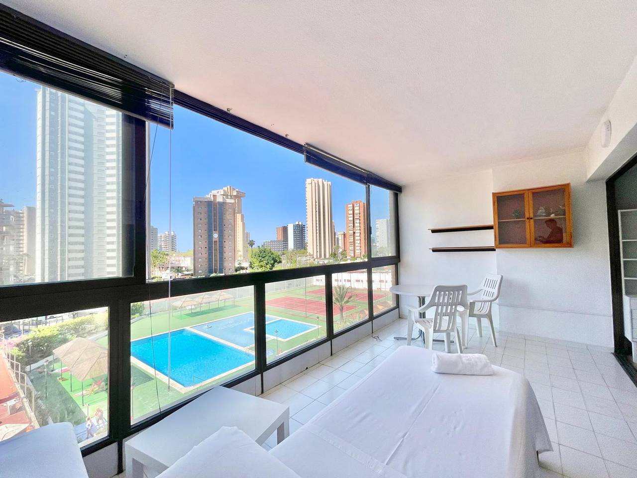 Apartamento entero, Apartamento cómodo, vista a la piscina - 4 pers. in Benidorm, Costa Blanca