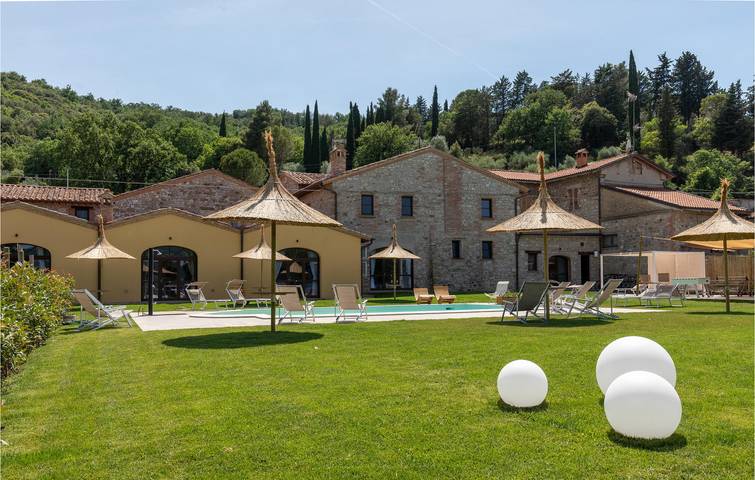 Casa vacanza per 24 persone in Lago Trasimeno