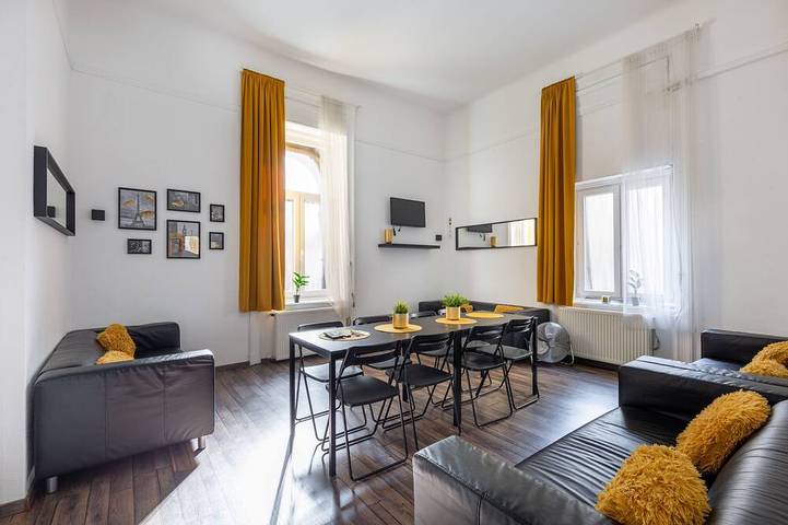 Ferienwohnung für 15 Personen, mit Balkon - 1