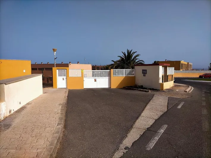 Ferienwohnung für 4 Personen, mit Pool und Ausblick sowie Garten - 1