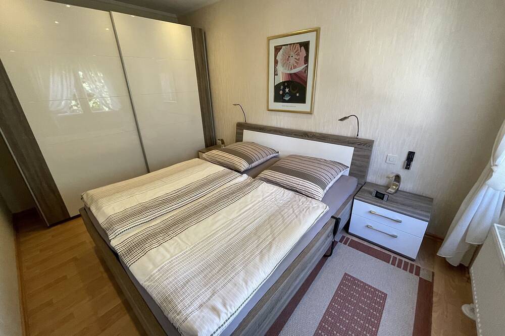 Kamin Ferienhaus mit Sauna, Pool und Whirlpool in Rheinböllen, Nahetal