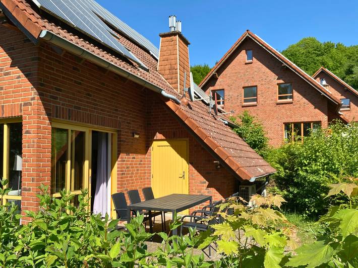 Ferienhaus für 7 Personen, mit Terrasse und Garten in Nieheim