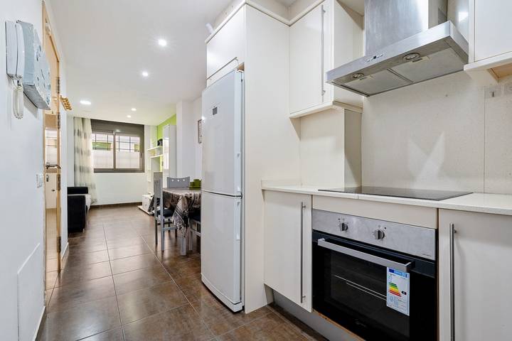 Apartamento entero, Apartamento 'Vendrell Centre' con Wi-Fi y aire acondicionado in Vendrell, Costa Dorada