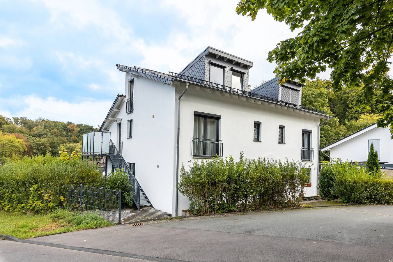 Apartamento entero, Apartamento 'Ferienwohnung Im Ittertal' con Wi-Fi in Solingen, Condado del Monte