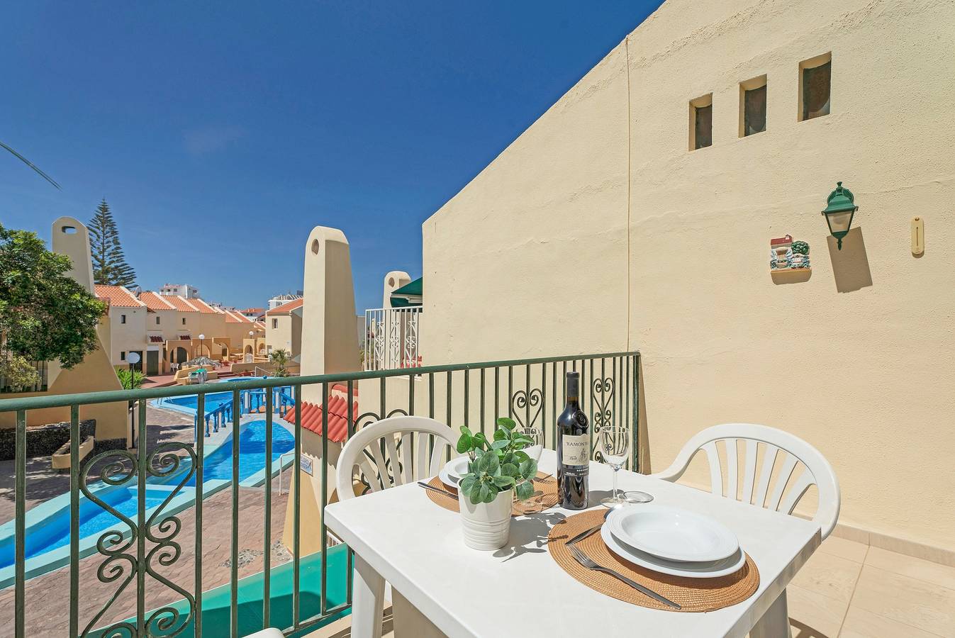 Ganze Wohnung, Ferienwohnung 'Mareverde K130' mit Gemeinschaftspool, Balkon und Wlan in Playa de Fañabé, Adeje