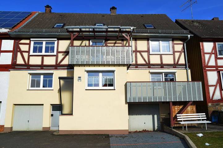 Ferienwohnung für 6 Personen, mit Balkon und Garten in Spangenberg