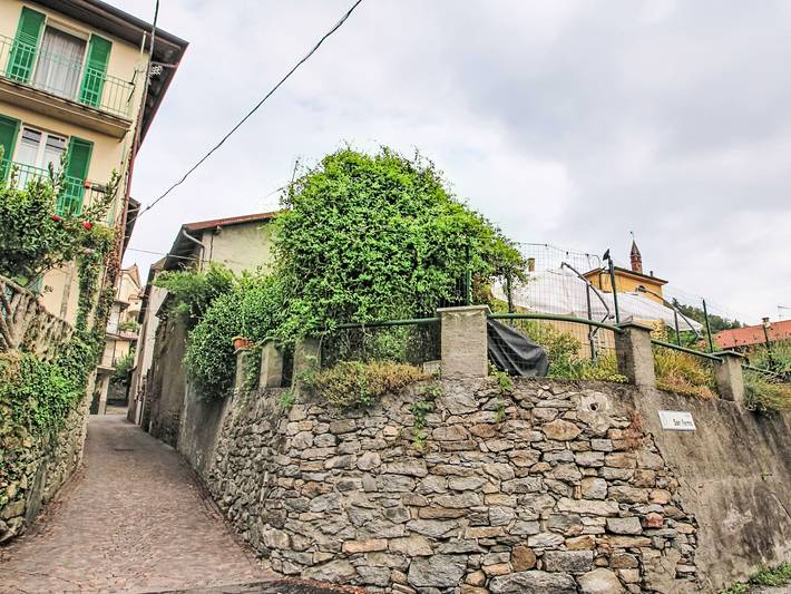 Gîte pour 3 personnes, avec Balcon et Jardin à Colazza