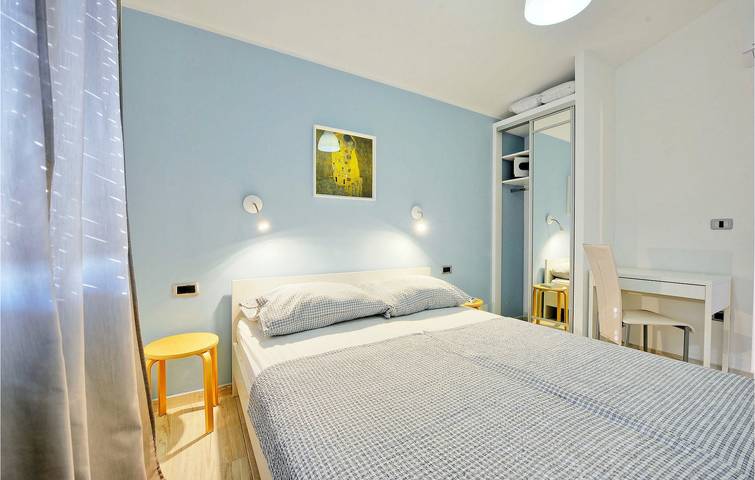 Geräumige 2-Zimmer-Wohnung mit Pool, in der Nähe des Stadtzentrums von Sisan in Sisan, Südküste Istrien