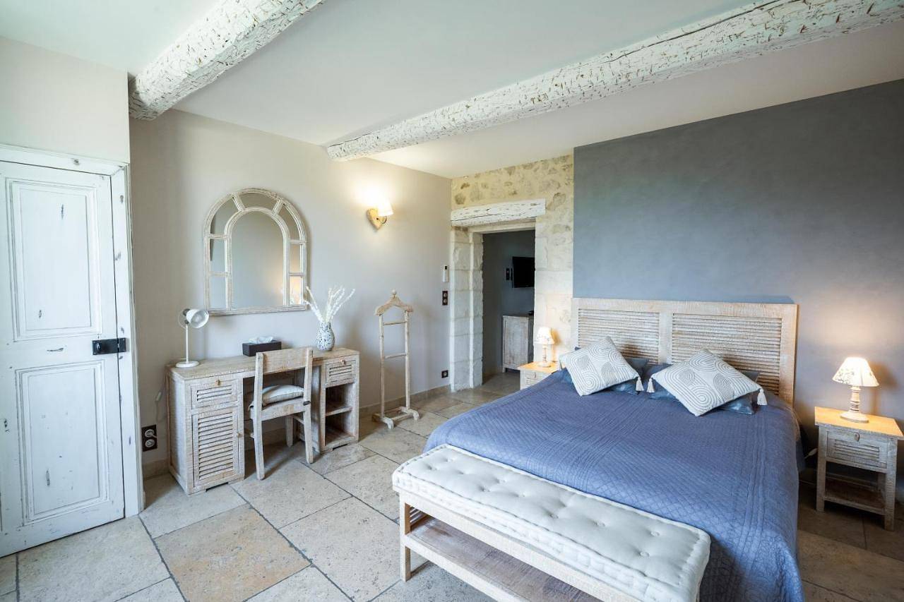 Quadruple Room in Saint-Hilaire-d'Ozilhan, Région de Nîmes