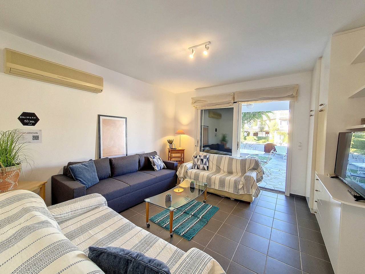 Villa 'Beach , Swimming Pool For 8' mit Meerblick, Wi-Fi und Klimaanlage in Akti Idras, Thermisia