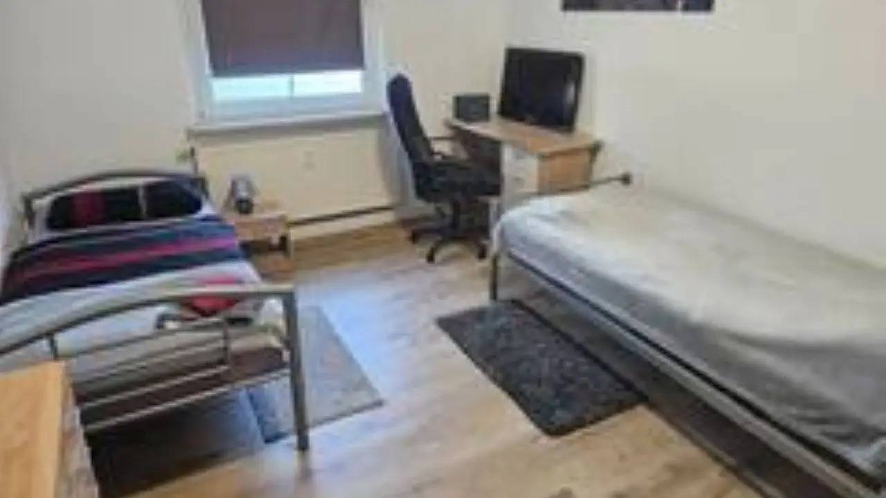 Ganze Ferienwohnung, Ferienwohnung für 4 Personen (80 m²) in Leuna in Leuna, Saale-Unstrut